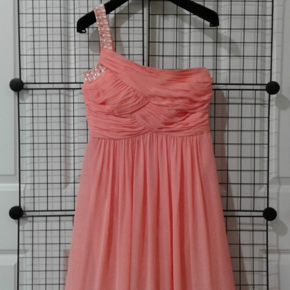 Elegant one shoulder cocktail evening maxi dress. NWT